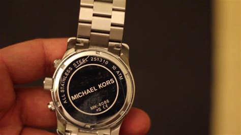 michael kors watch face change.